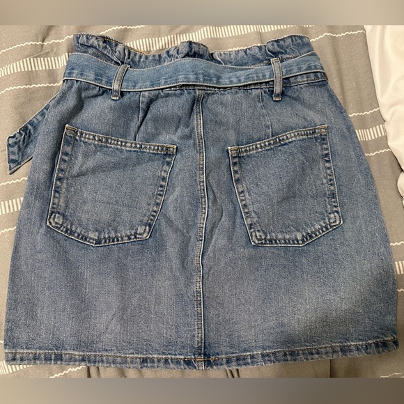 H&M Blue Denim Paperbag Waist Skirt - Picture 2 of 4